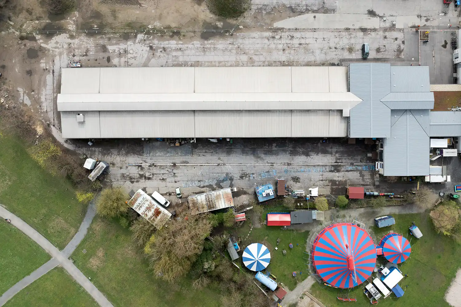 karlsruher-faecher-RVS-Hallen-1